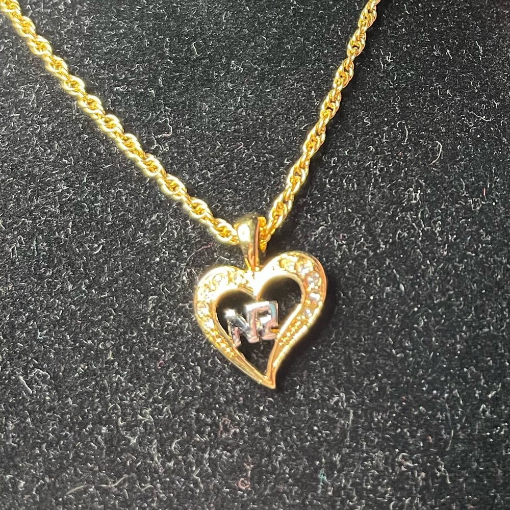 Nina Ricci EUC Vintage Gold plated necklace with Rhinestones